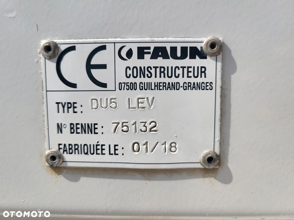 Renault D 26 Wide - 13