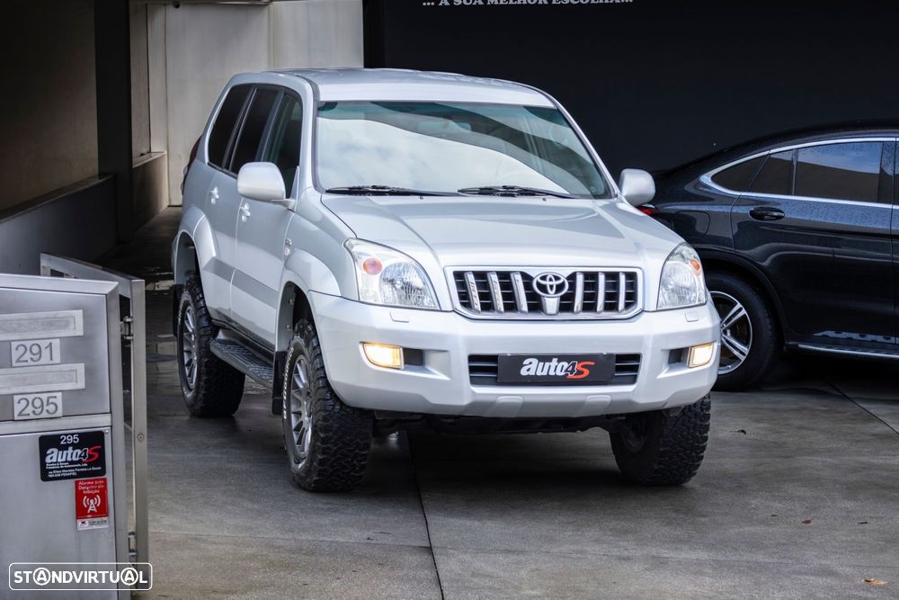 Toyota Land Cruiser 3.0 D-4D Pack A. - 1