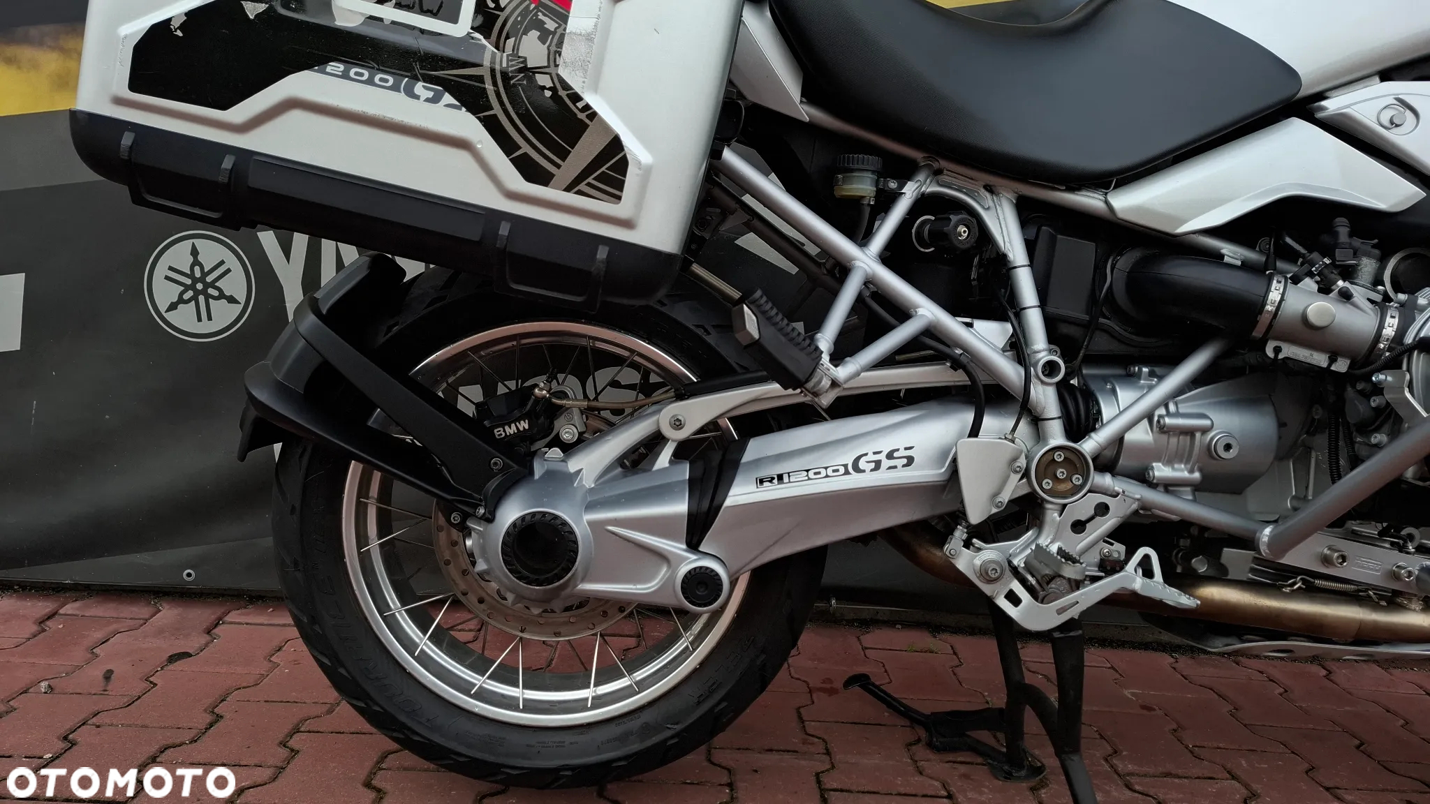 BMW R - 12