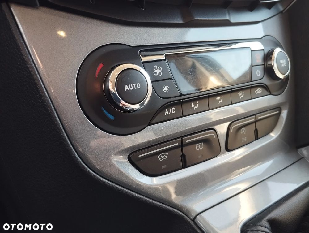 Ford Focus 1.6 EcoBoost Start-Stopp-System Champions Edition - 25