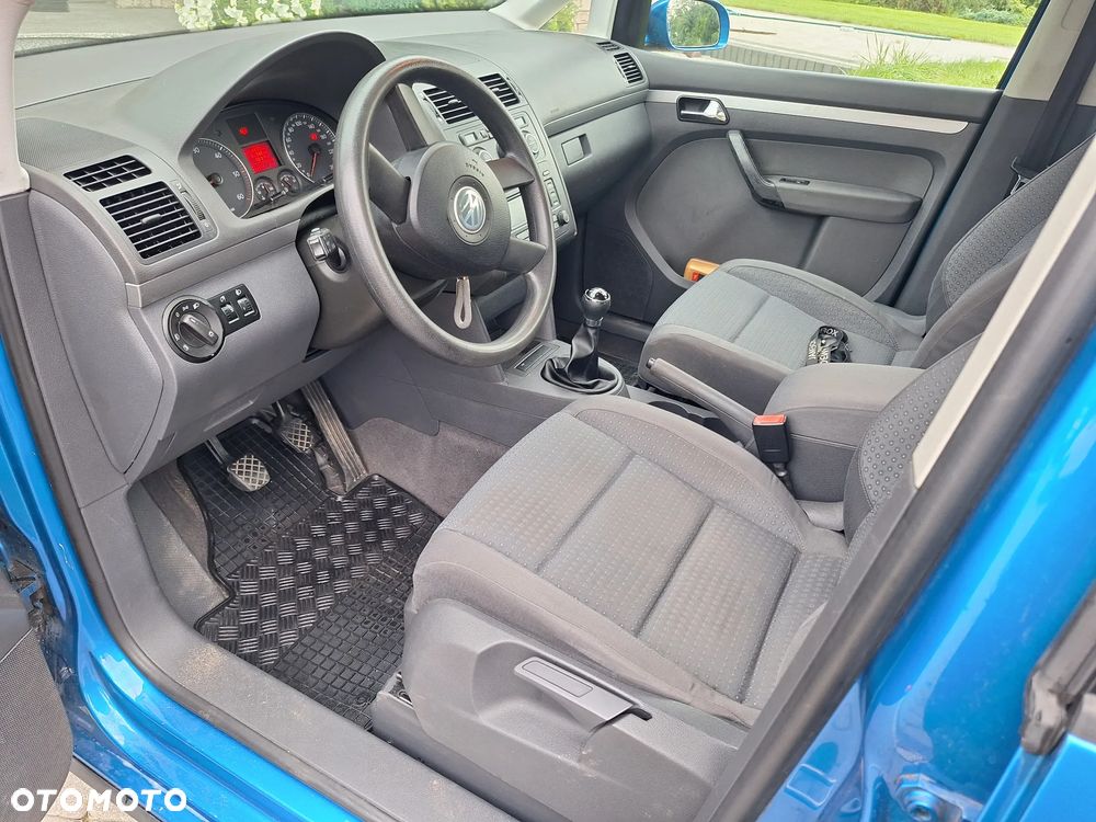 Volkswagen Touran 2.0 TDI DPF Goal - 8