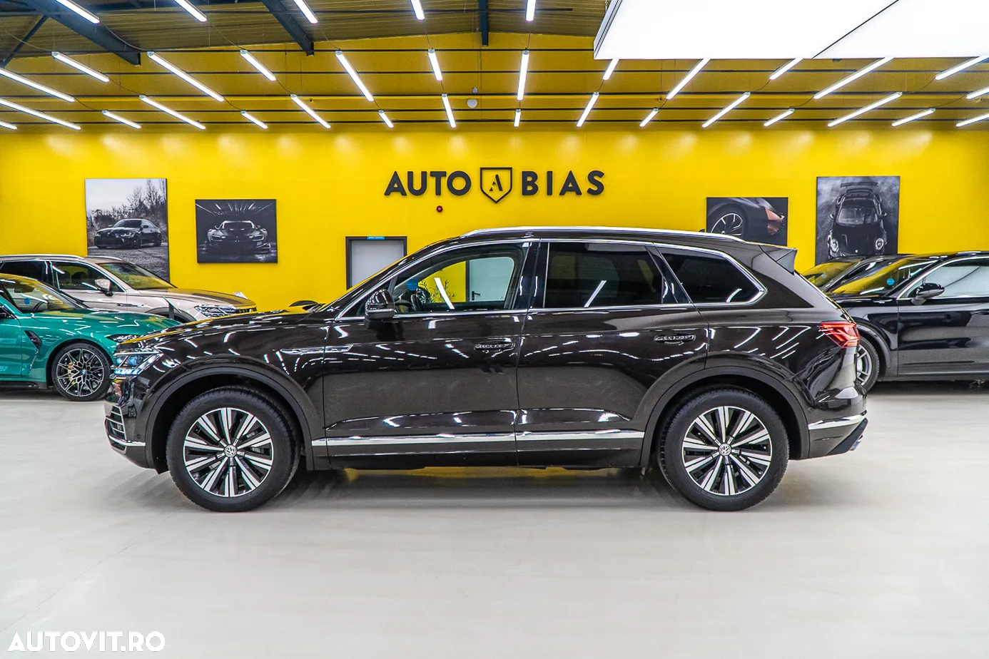 Volkswagen Touareg V6 TDI 4MOTION Elegance - 17