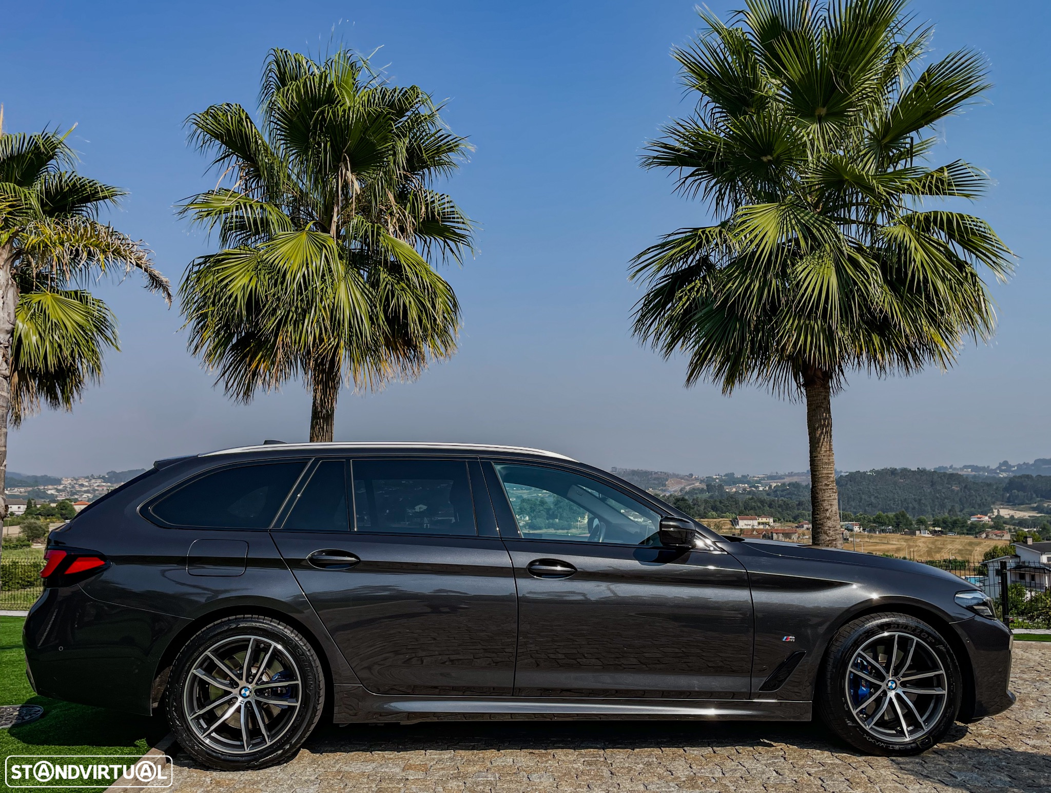 BMW 530 e Pack Desportivo M - 12