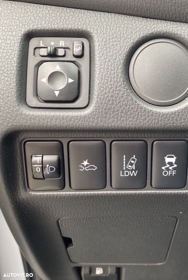 Mitsubishi L200 - 12