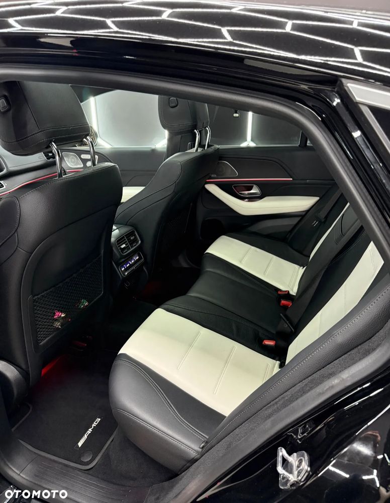 Mercedes-Benz GLE 400 d 4Matic 9G-TRONIC AMG Line - 10