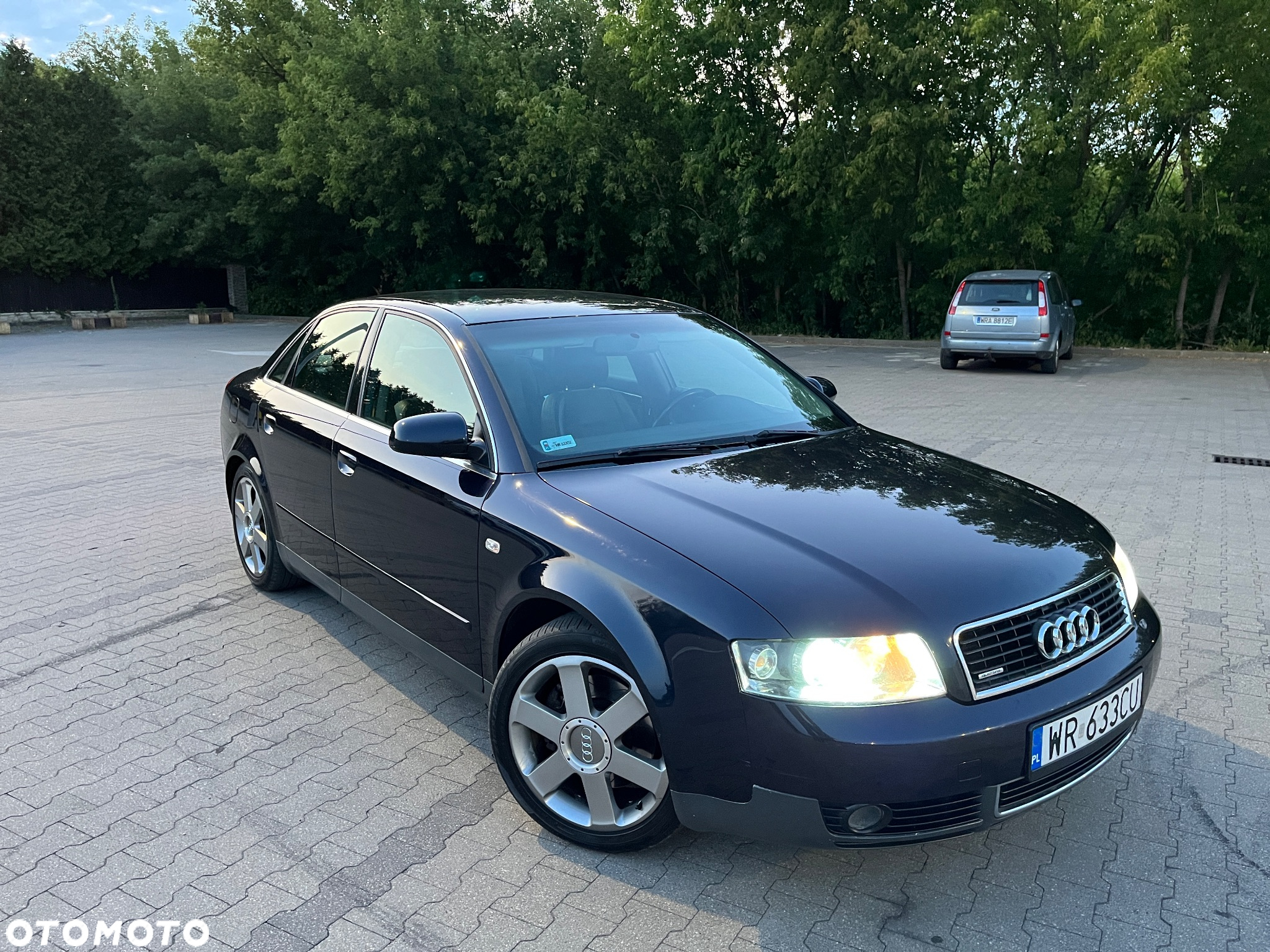 Audi A4 1.8T Quattro - 12