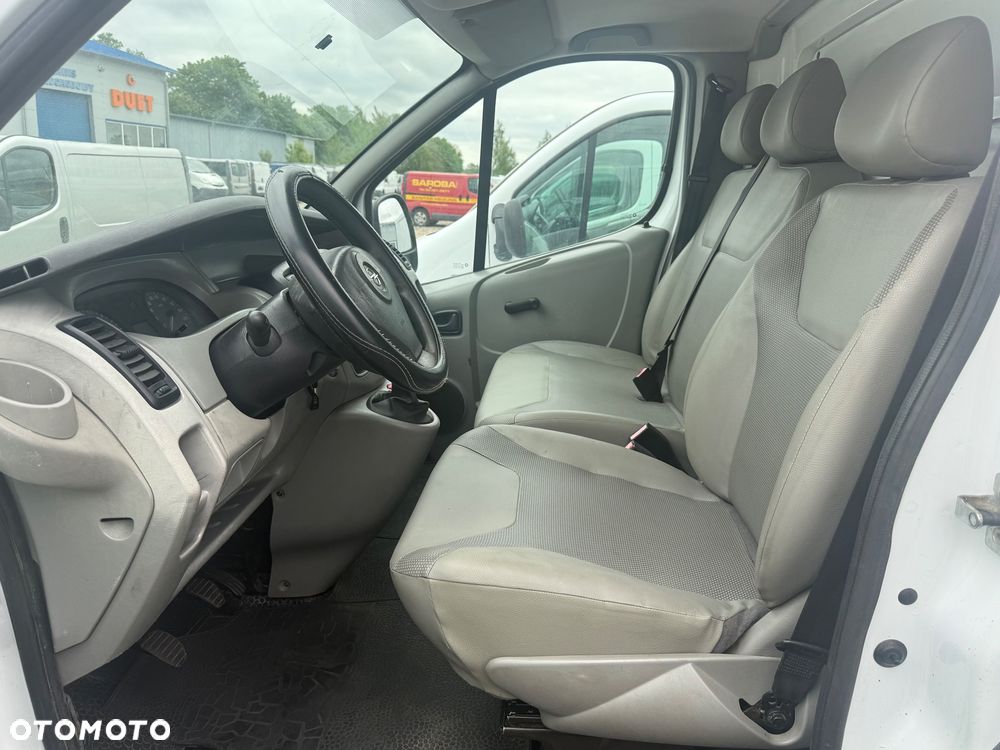 Opel Vivaro 2.0cdti z Niemiec Hak - 6