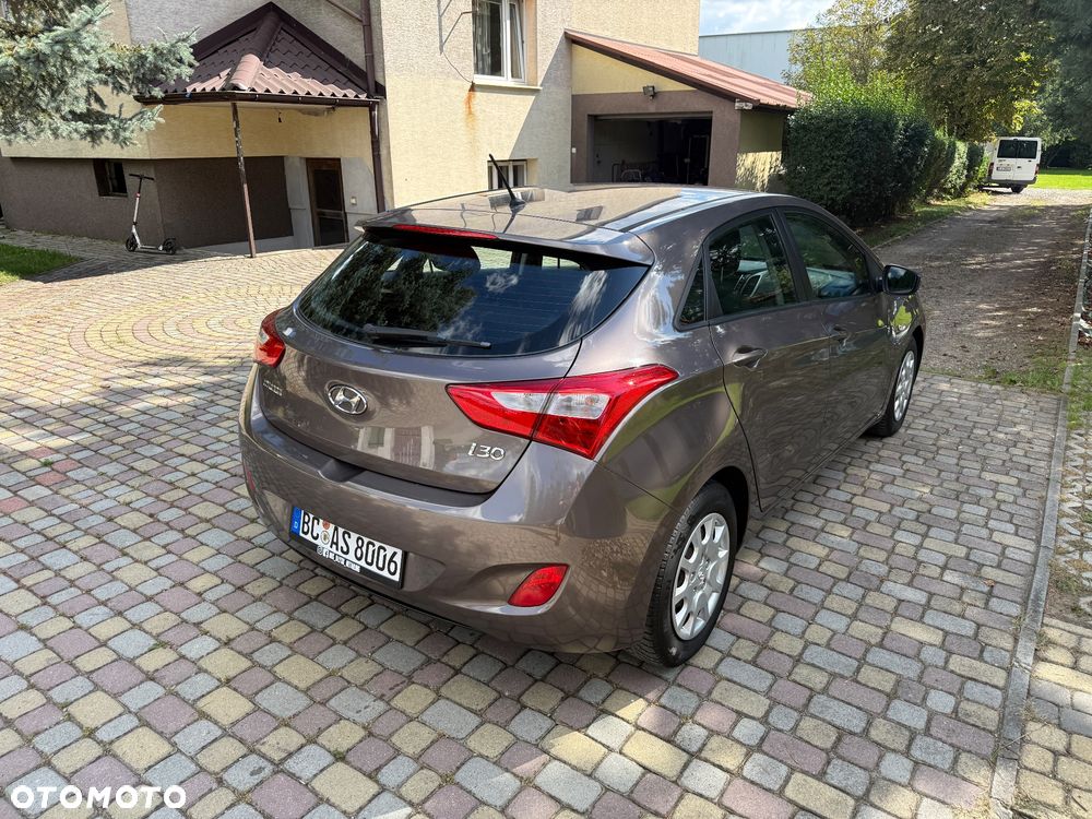 Hyundai i30 1.4 Trend - 10