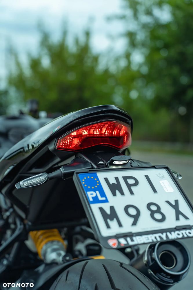 Ducati Monster - 21