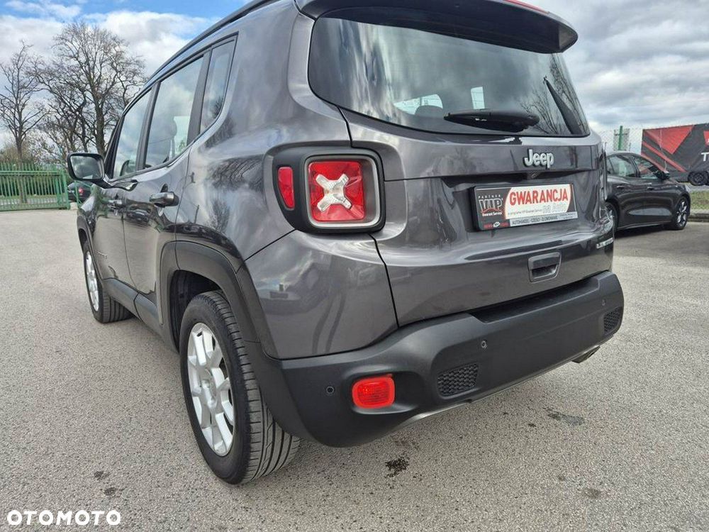 Jeep Renegade - 32