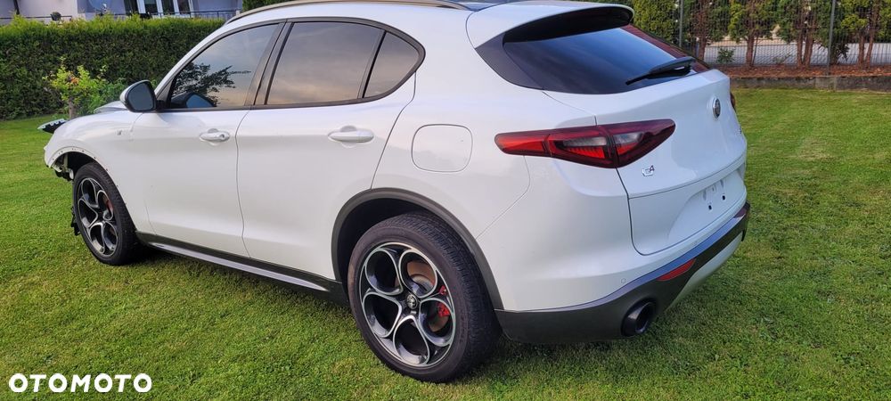 Alfa Romeo Stelvio 2.0 Turbo TI Q4 - 5