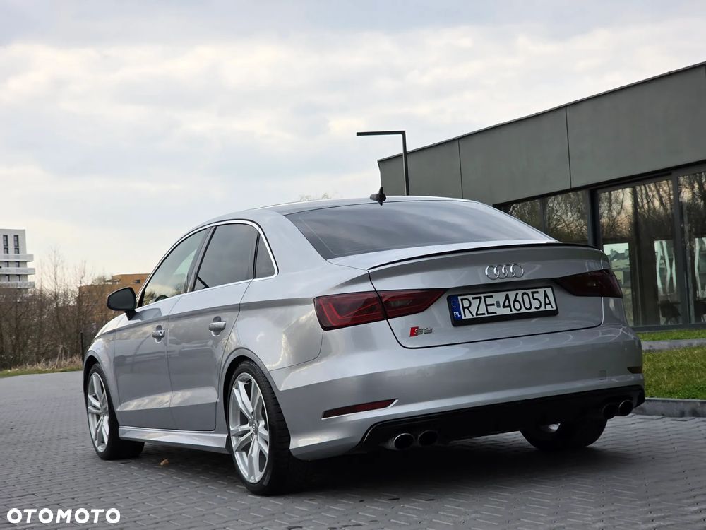 Audi S3 2.0 TFSI Quattro S tronic - 3
