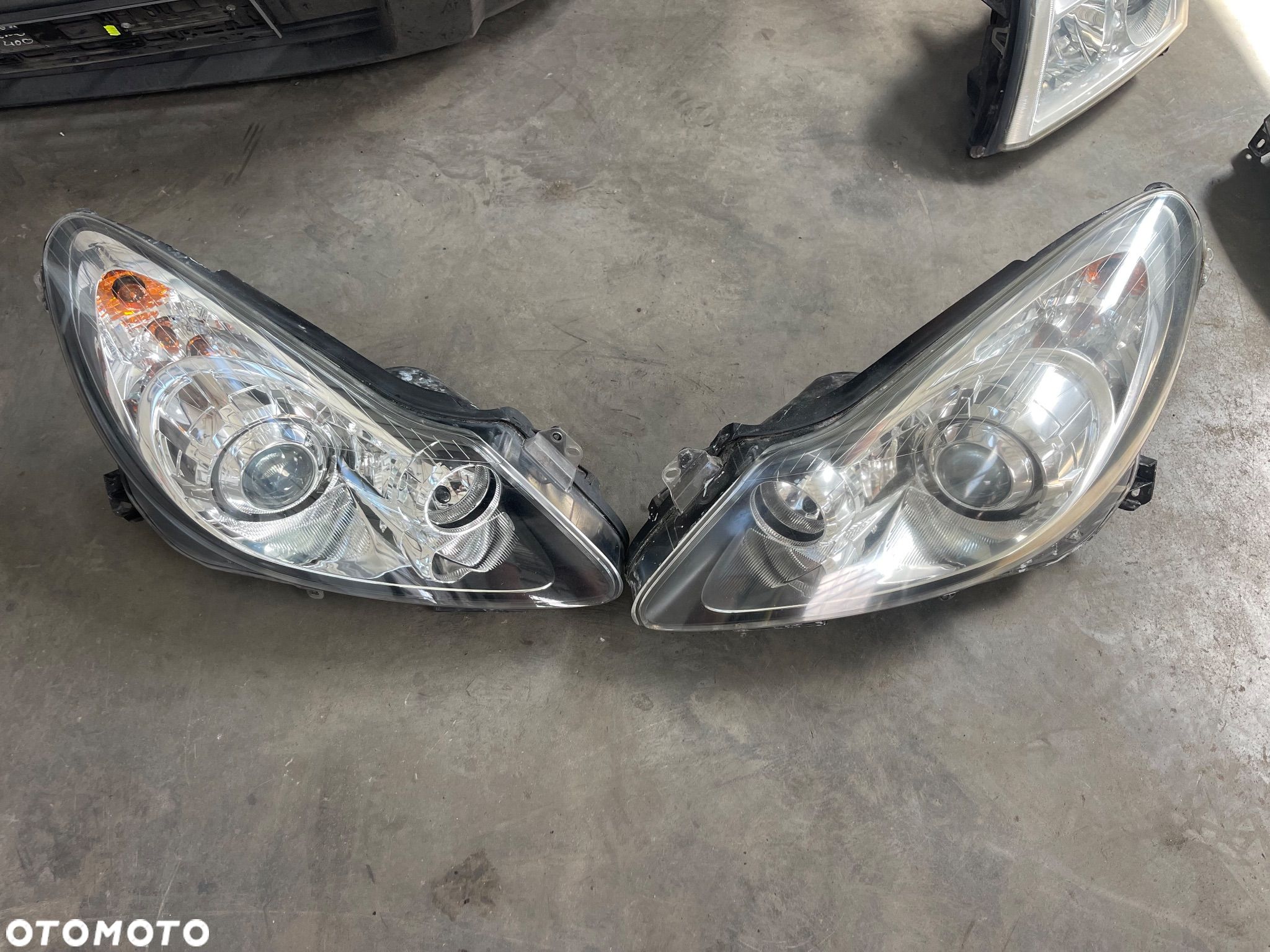 OPEL CORSA D LAMPA PRAWA SOCZEWKA 93189366 - 1