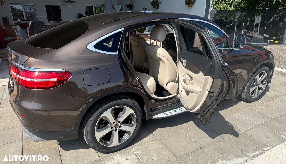 Mercedes-Benz GLC Coupe 250 d 4MATIC - 11