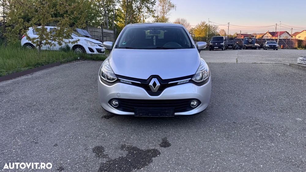 Renault Clio (Energy) dCi 90 Start & Stop LIMITED - 10
