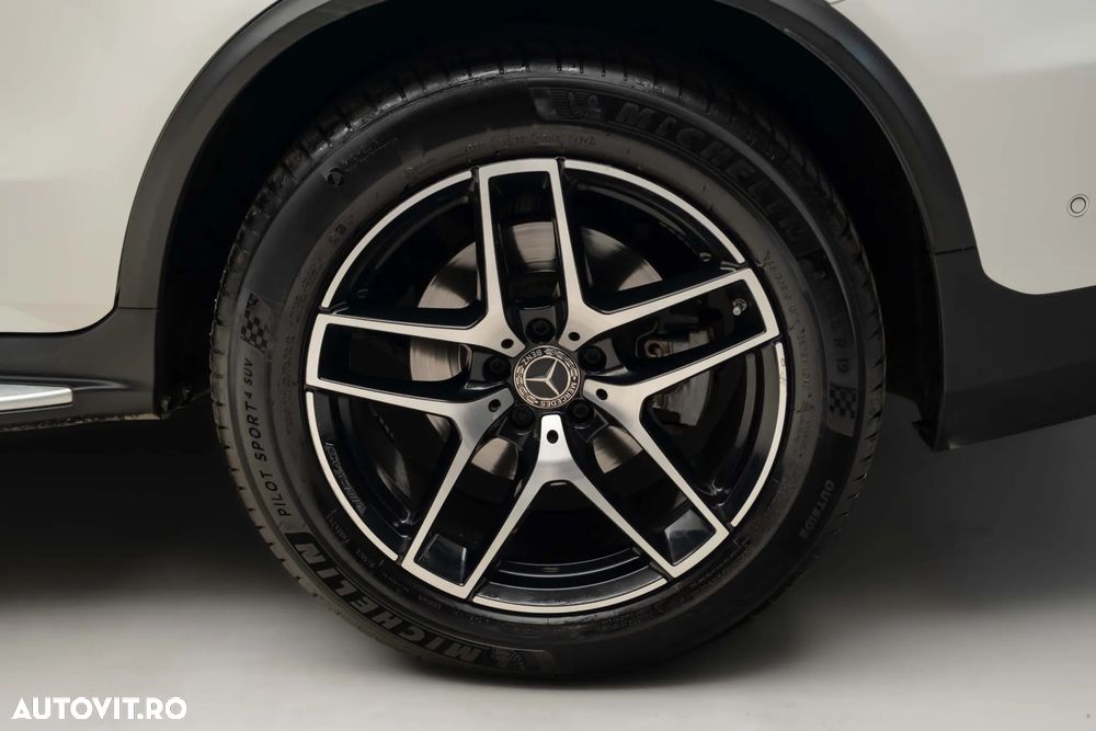 Mercedes-Benz GLC 250 4MATIC 9G-TRONIC AMG Line - 10