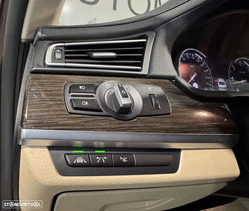BMW 740 d — fotografia 16