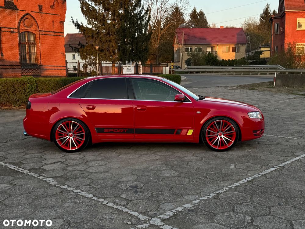 Audi A4 Limousine - 6