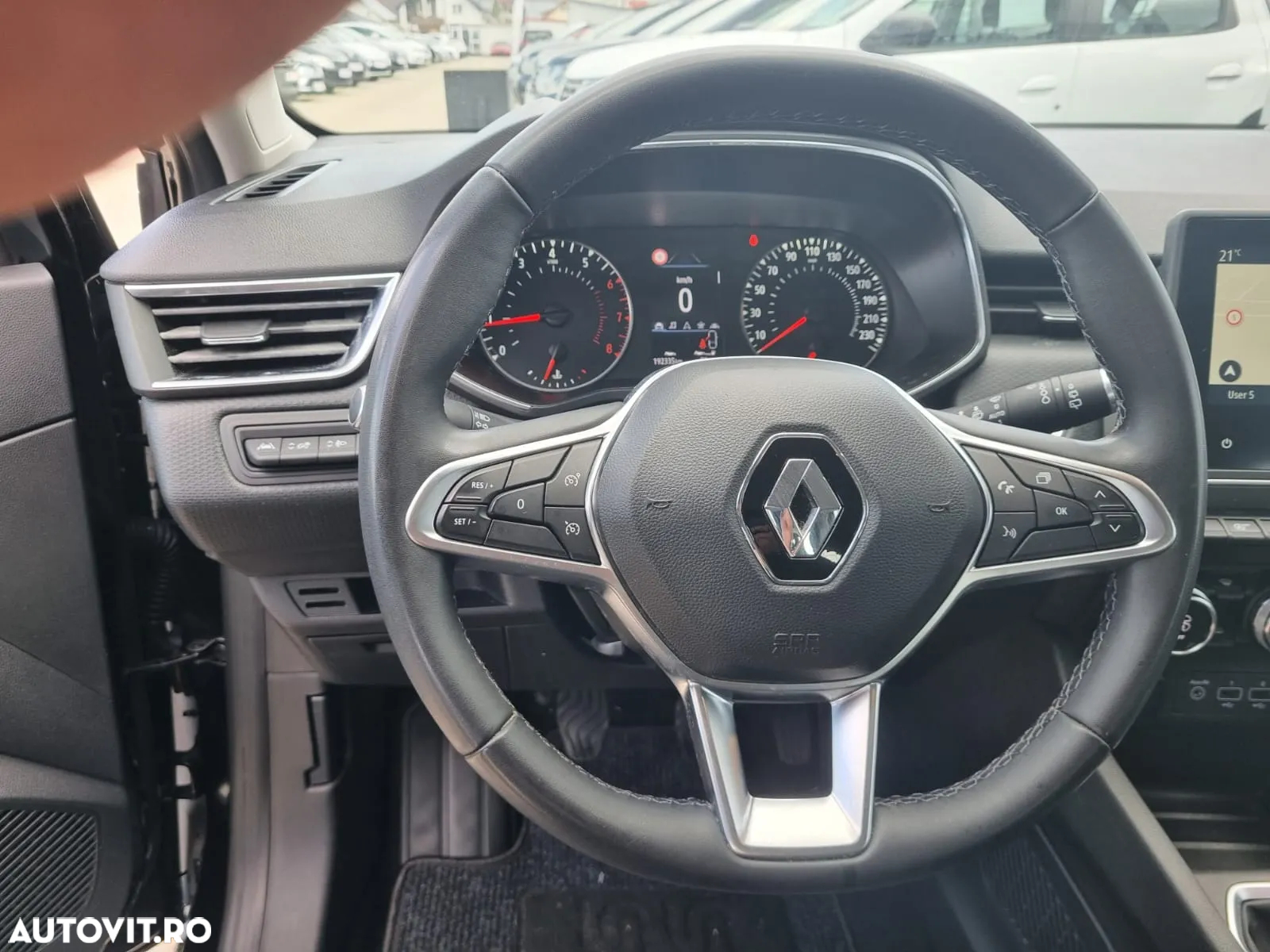 Renault Clio TCe 100 BUSINESS EDITION - 11