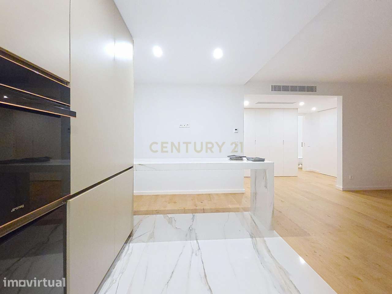 Apartamento T4 Duplex com Piscina Privativa e 4 Suites - Condomínio Do - Grande imagem: 4/45