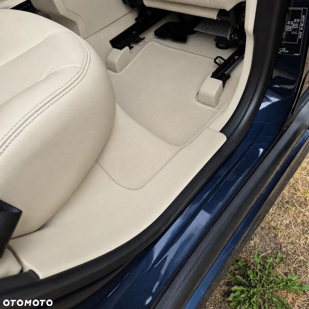 Volvo XC 60 D4 Drive-E Momentum - 28