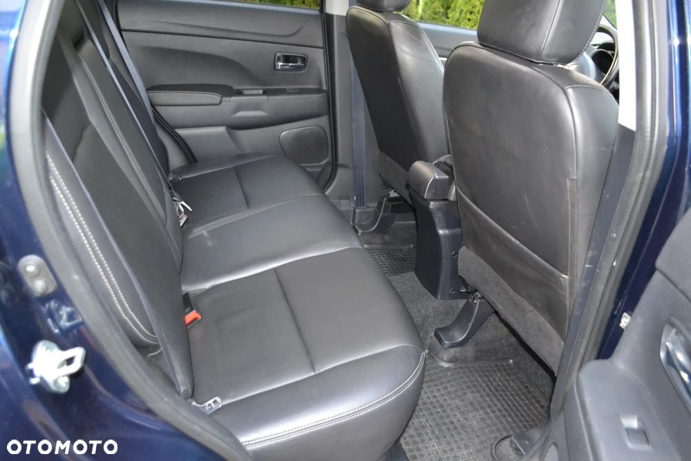 Mitsubishi ASX 1.8 DID Instyle 4WD AS&G - 12