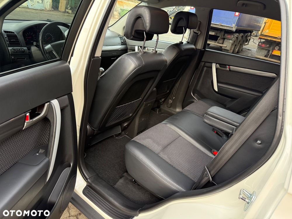 Chevrolet Captiva 2.4 LT FWD - 13