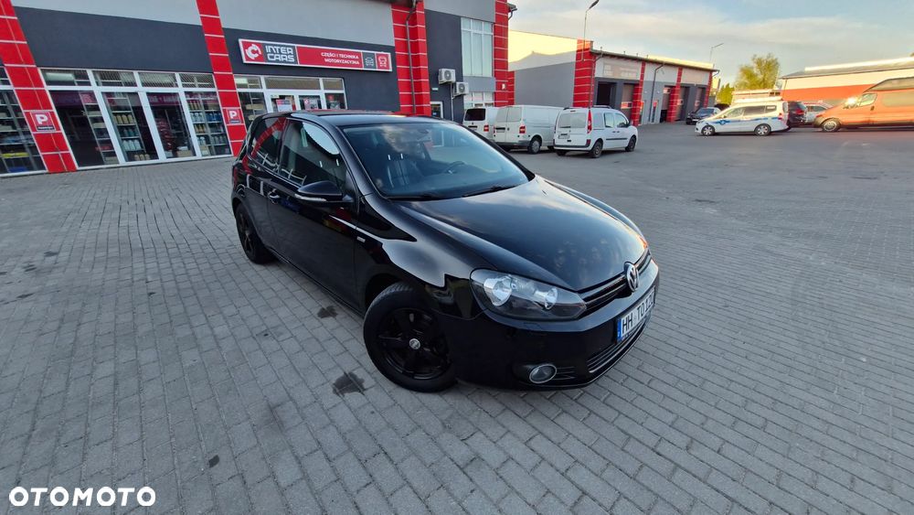 Volkswagen Golf 1.6 TDI DPF MATCH - 14