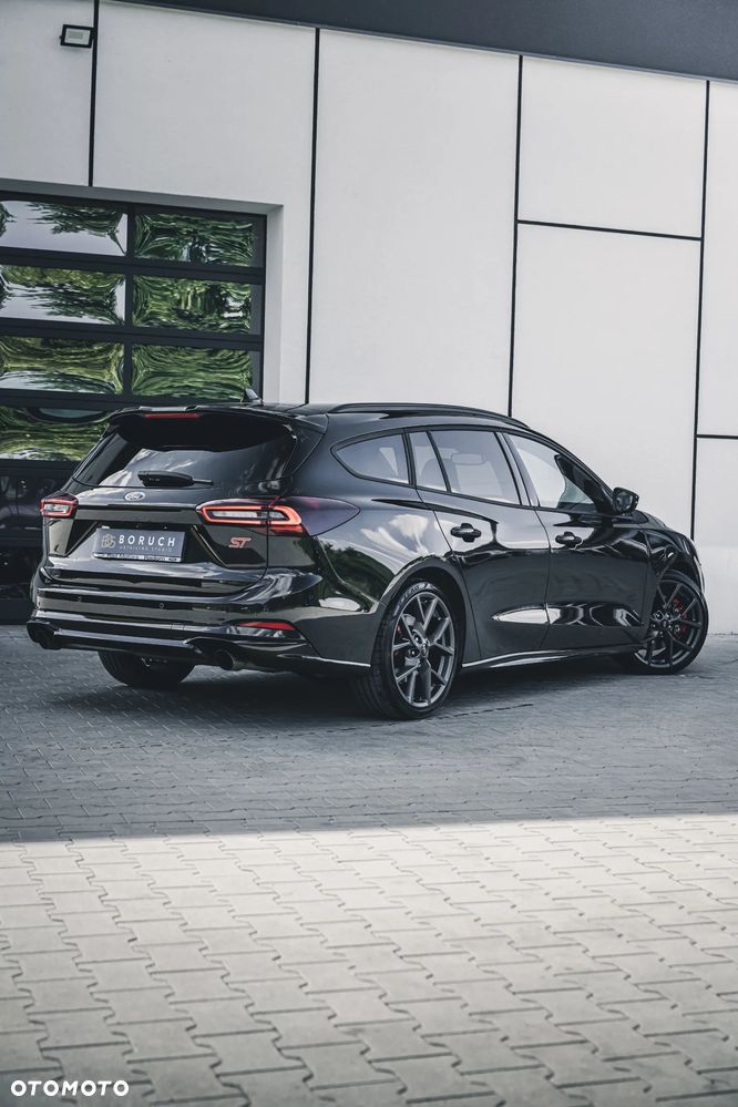 Ford Focus 2.3 EcoBoost ST X - 6