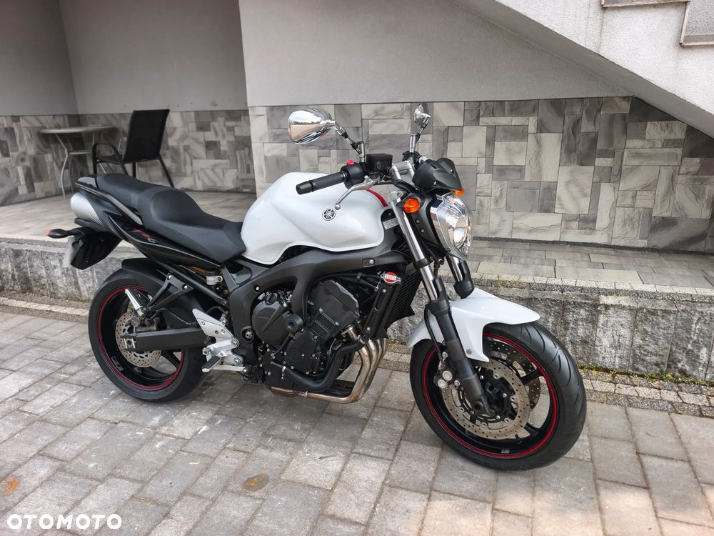 Yamaha FZ6 - 3