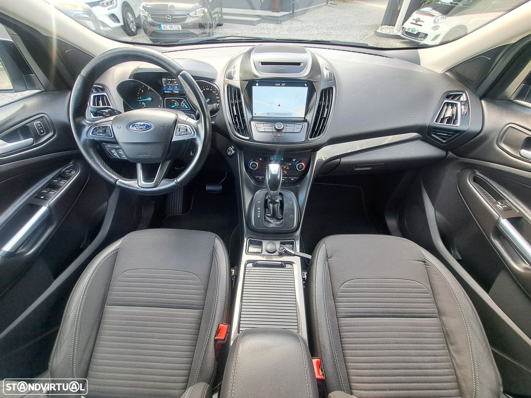 Ford Kuga 1.5 TDCi Titanium Powershift - 10