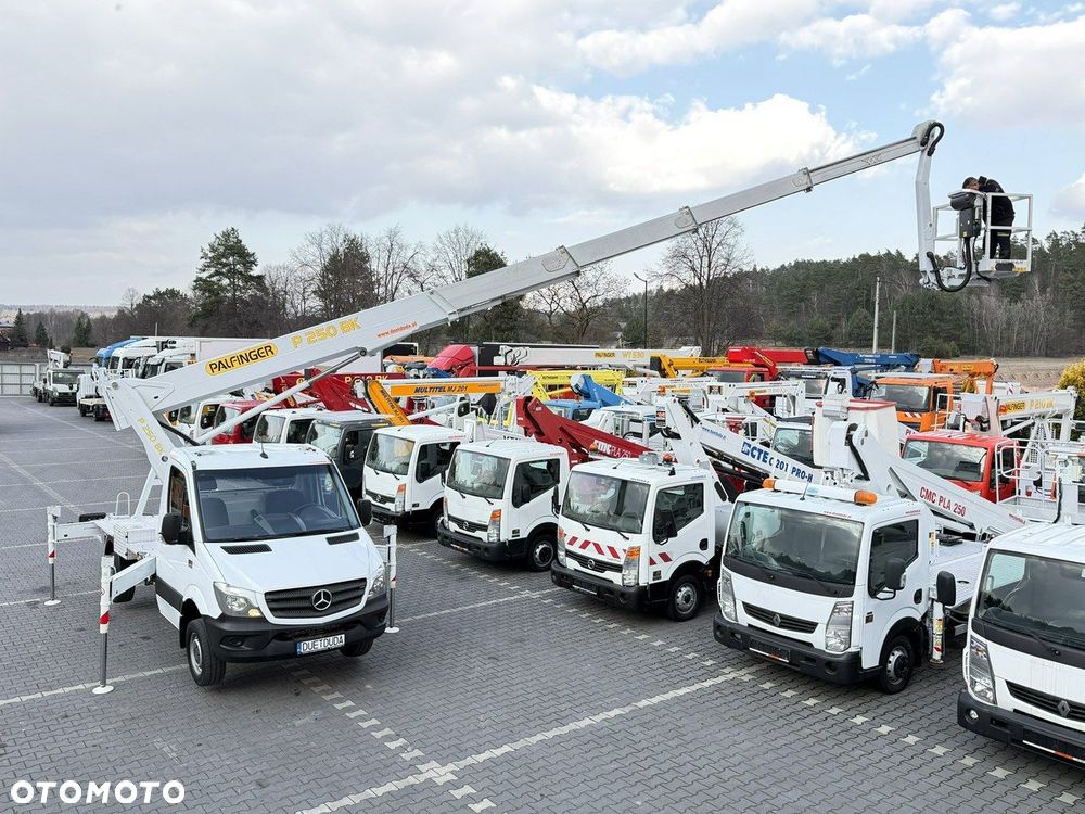 Mercedes-Benz Sprinter - 5