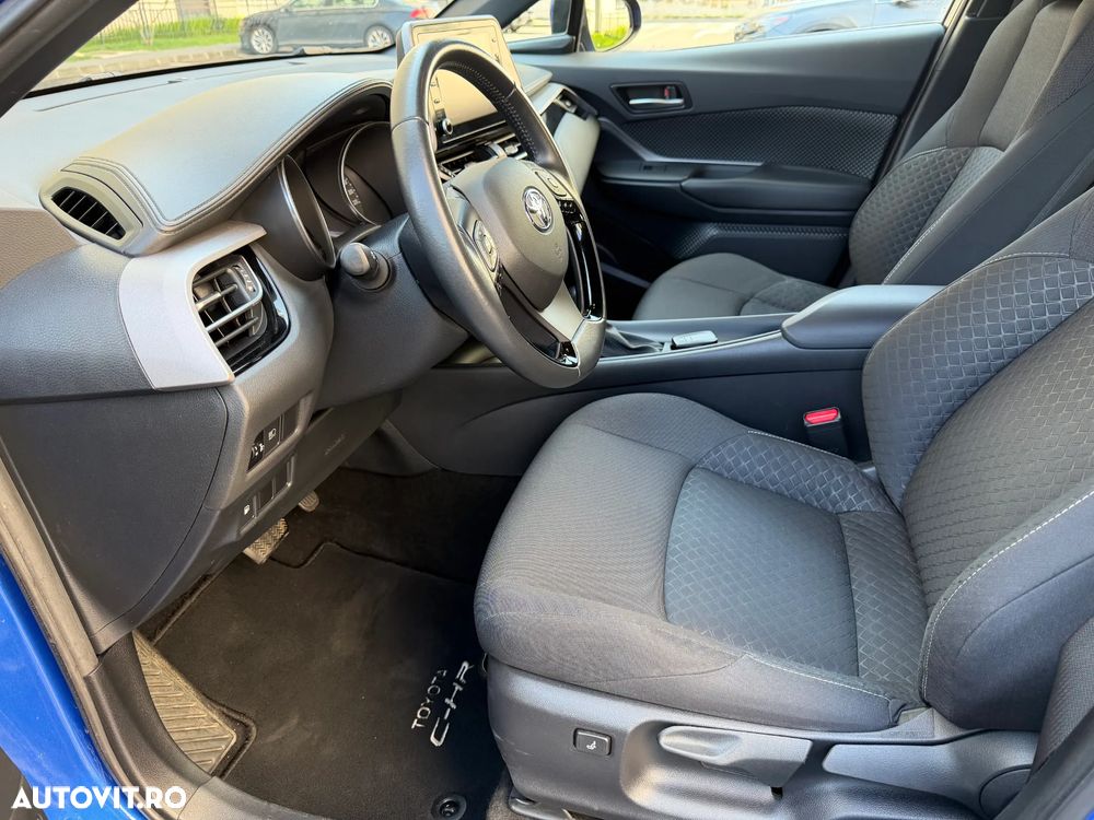 Toyota C-HR Business-Edition - 10