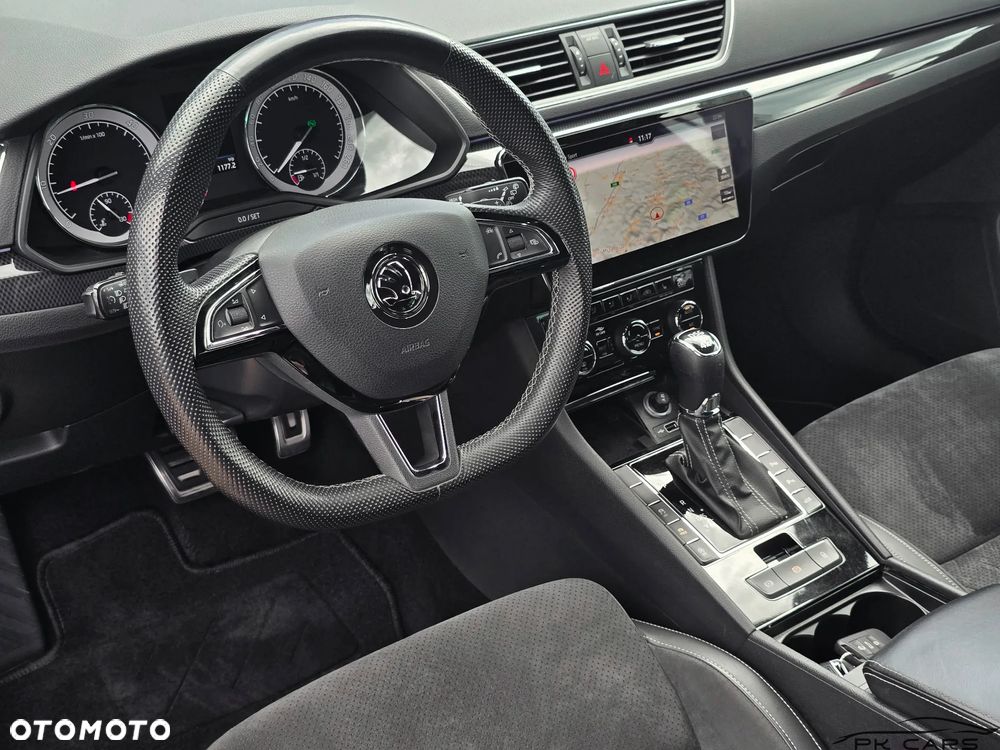 Skoda Superb 2.0 TDI 4x4 DSG Sportline - 34