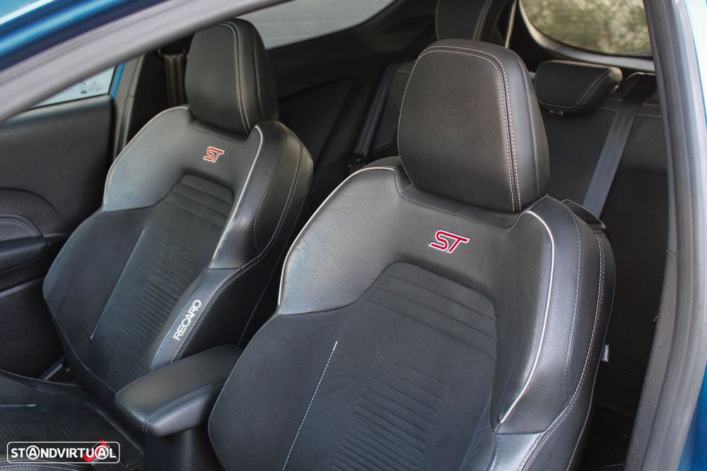 Ford Fiesta 1.5 EcoBoost ST - 45