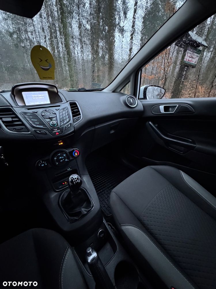 Ford Fiesta - 13