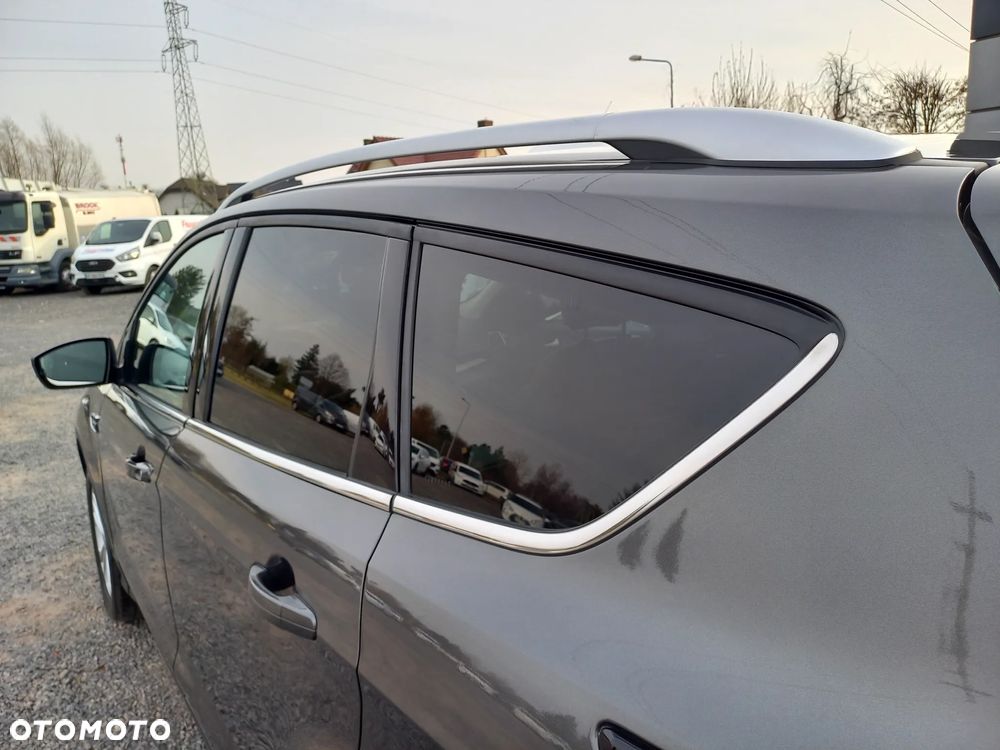 Ford Kuga 1.5 TDCi 2x4 Titanium - 14