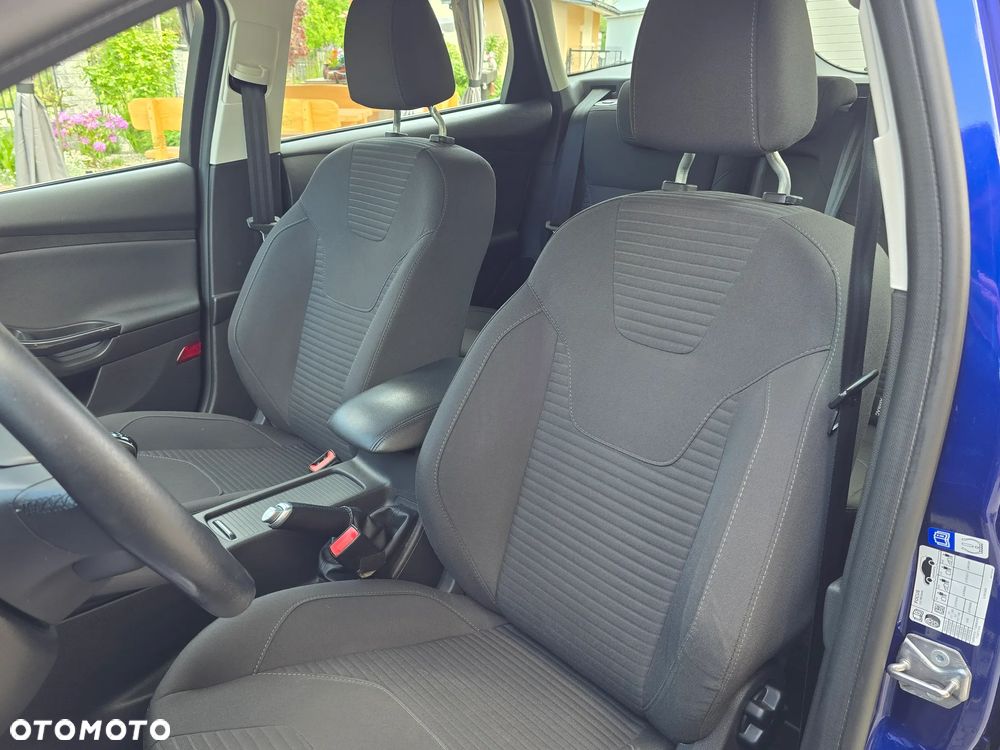 Ford Focus 2.0 TDCi Titanium ASS - 27