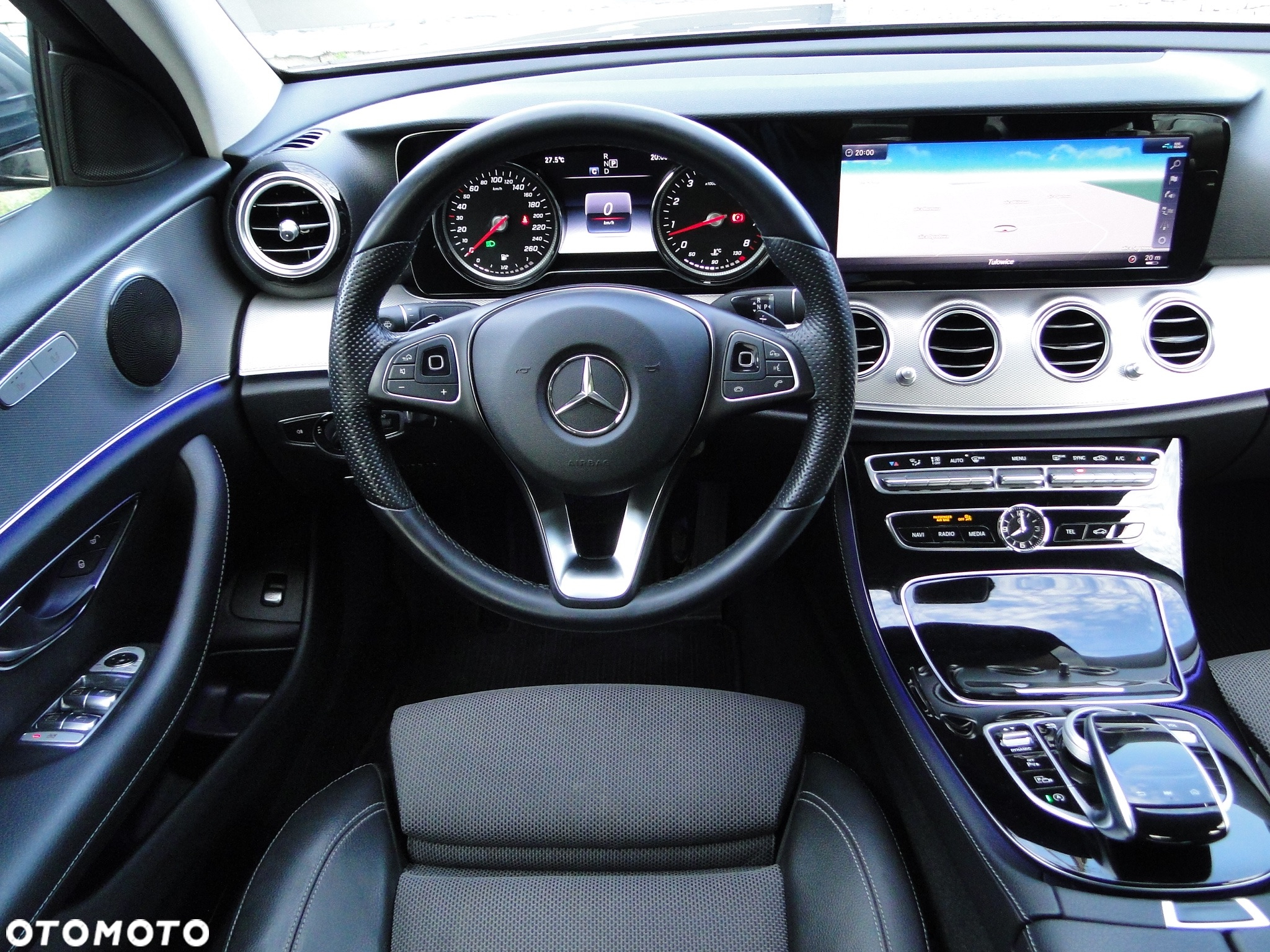 Mercedes-Benz Klasa E 250 9G-TRONIC Avantgarde - 11