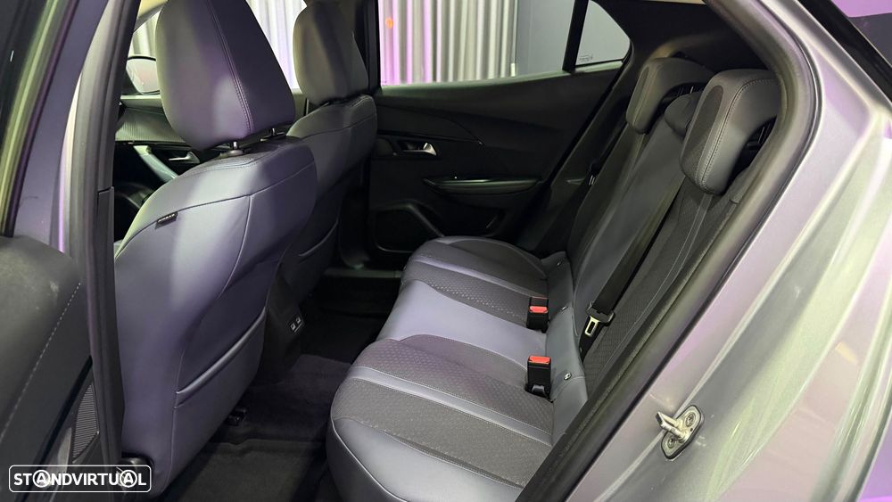 Peugeot 2008 1.2 PureTech Allure Pack - 6