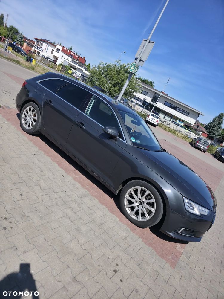 Audi A4 Avant 2.0 TDI - 4