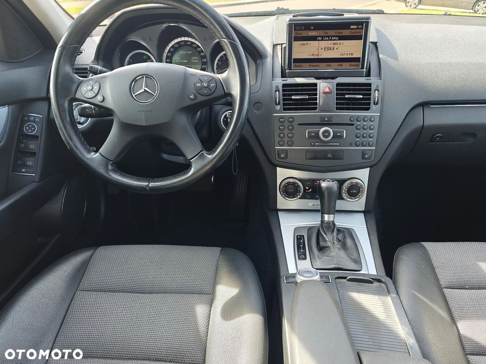 Mercedes-Benz Klasa C - 32