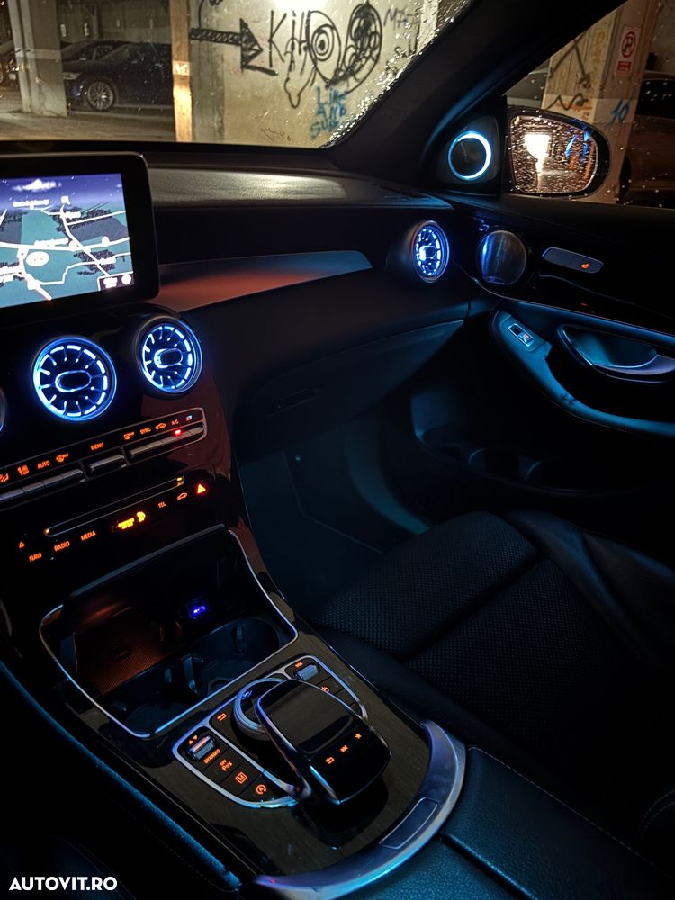Mercedes-Benz GLC 250 d 4MATIC - 33