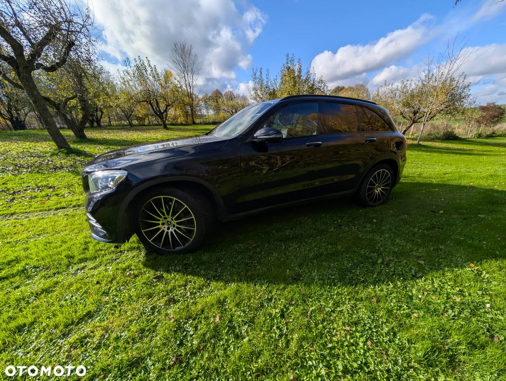 Mercedes-Benz GLC - 2