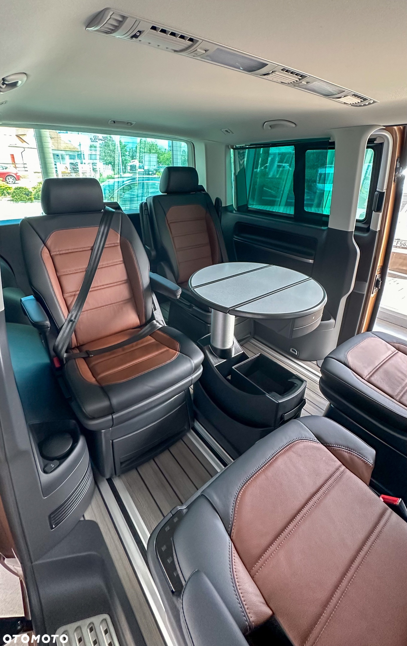 Volkswagen Multivan 6.1 2.0 TDI L1 Highline 4Motion DSG - 8