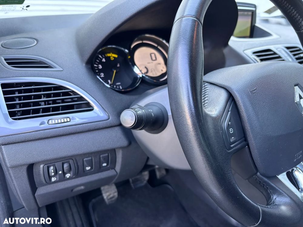 Renault Megane dCi 110 FAP LIMITED - 23