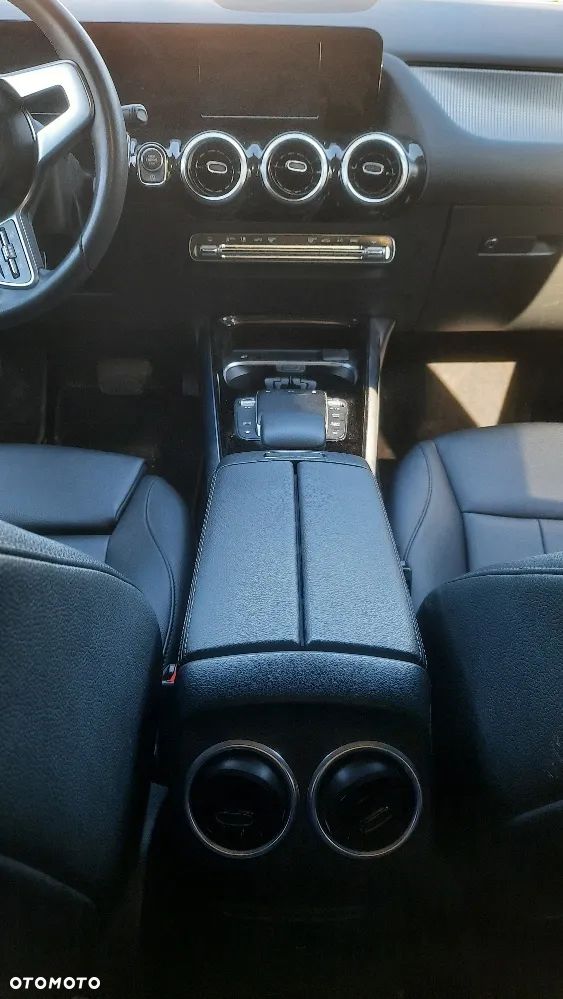 Mercedes-Benz GLA 250 4-Matic - 10
