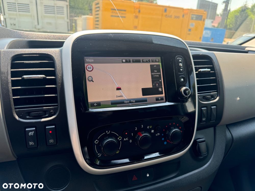 Renault Trafic - 20