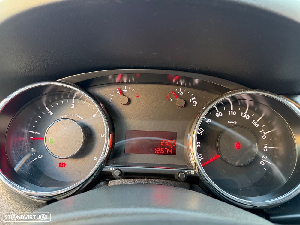 Peugeot 3008 1.6 HDi Style - 10