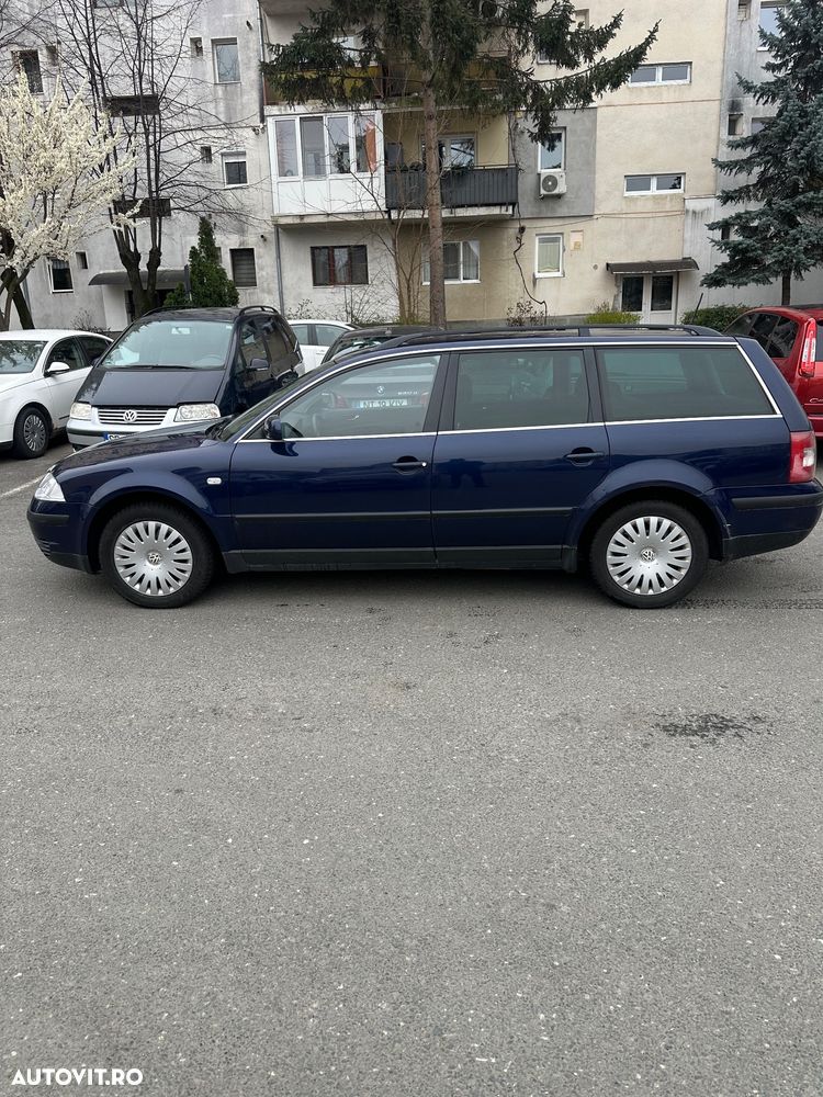Volkswagen Passat 1.9 TDI Comfortline - 2
